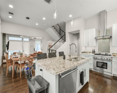 1520 Malone Street - Photo Thumbnail 13
