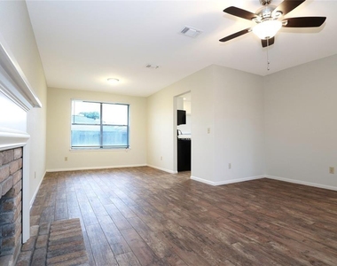 2630 Anthony Hay Lane - Photo Thumbnail 7