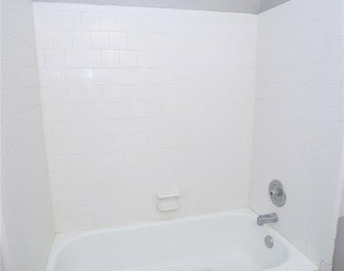 2630 Anthony Hay Lane - Photo Thumbnail 15