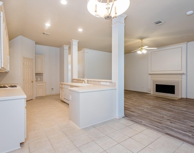 4839 Taylor Lake Court - Photo Thumbnail 18