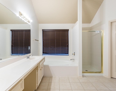 4839 Taylor Lake Court - Photo Thumbnail 22