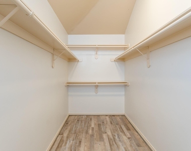4839 Taylor Lake Court - Photo Thumbnail 24