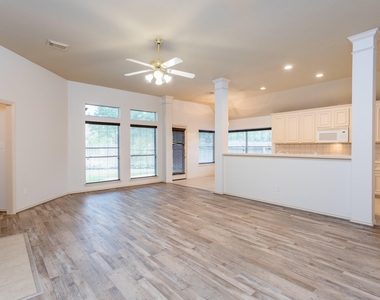 4839 Taylor Lake Court - Photo Thumbnail 8