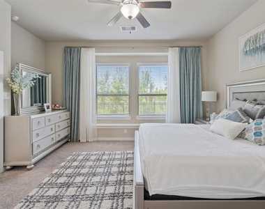 9868 Preserve Way - Photo Thumbnail 11