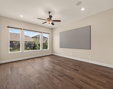 616 Cape Capri Drive - Photo Thumbnail 9