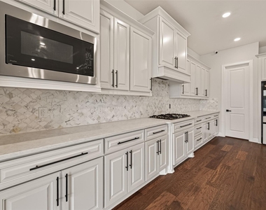 616 Cape Capri Drive - Photo Thumbnail 16