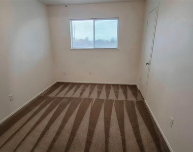 5150 Prairie Ridge Road - Photo Thumbnail 7