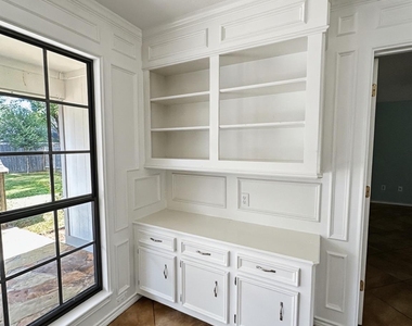 3934 Cypress Lake Drive - Photo Thumbnail 12