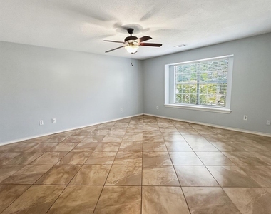 3934 Cypress Lake Drive - Photo Thumbnail 19