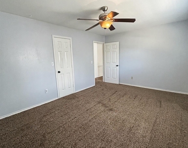 3934 Cypress Lake Drive - Photo Thumbnail 31