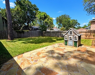 3934 Cypress Lake Drive - Photo Thumbnail 36