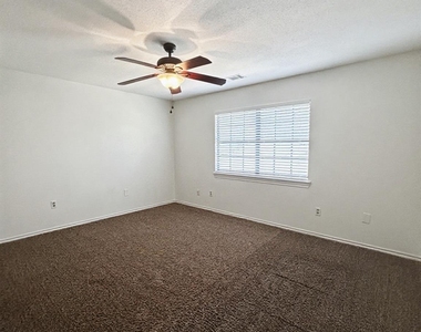 3934 Cypress Lake Drive - Photo Thumbnail 26