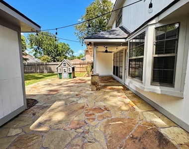 3934 Cypress Lake Drive - Photo Thumbnail 34