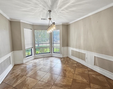 3934 Cypress Lake Drive - Photo Thumbnail 5