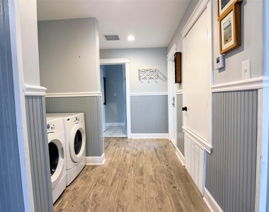 3510 Avenue S 1/2 - Photo Thumbnail 8