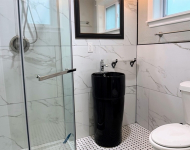 3510 Avenue S 1/2 - Photo Thumbnail 13