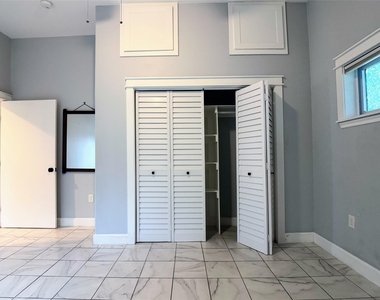 3510 Avenue S 1/2 - Photo Thumbnail 10