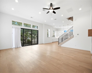 1823 Prospect Street - Photo Thumbnail 13
