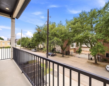 1823 Prospect Street - Photo Thumbnail 19
