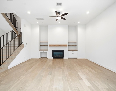 1823 Prospect Street - Photo Thumbnail 18