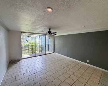12500 Melville - Photo Thumbnail 22