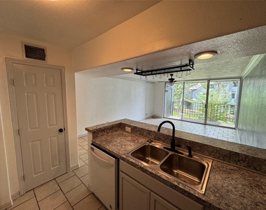 12500 Melville - Photo Thumbnail 27