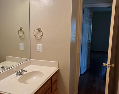 5314 Tallowpine Terrace - Photo Thumbnail 28