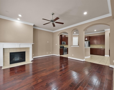 14546 San Pietro Drive - Photo Thumbnail 4