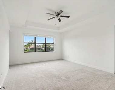 12762 Woodbury Drive - Photo Thumbnail 14
