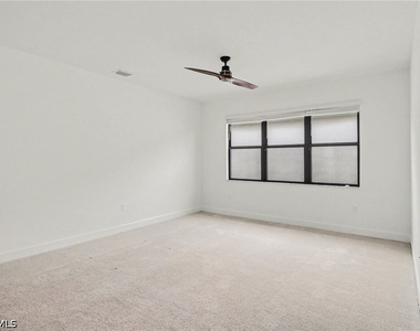 12762 Woodbury Drive - Photo Thumbnail 13
