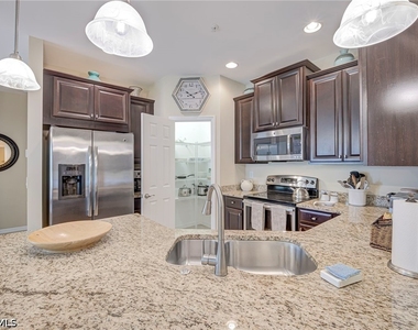 8540 Violeta Street - Photo Thumbnail 5