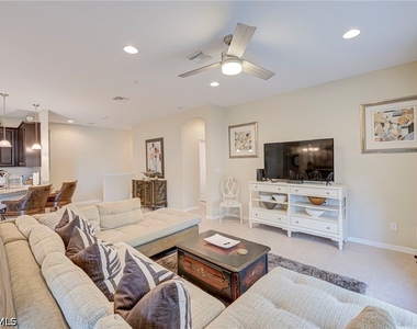 8540 Violeta Street - Photo Thumbnail 3