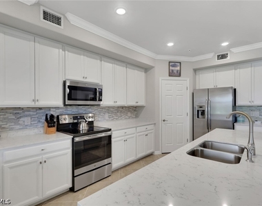 17270 Cherrywood Court - Photo Thumbnail 4