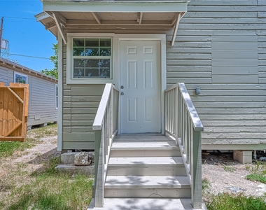 3270 Reeves Street - Photo Thumbnail 13