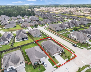 27997 Lone Hollow Lane - Photo Thumbnail 3