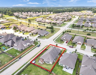 27997 Lone Hollow Lane - Photo Thumbnail 4