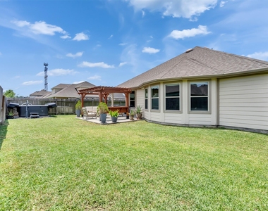 27997 Lone Hollow Lane - Photo Thumbnail 11
