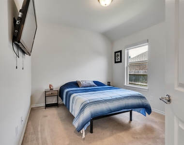27997 Lone Hollow Lane - Photo Thumbnail 36