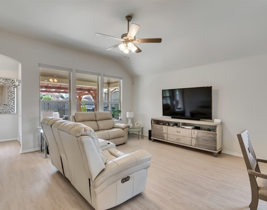 27997 Lone Hollow Lane - Photo Thumbnail 29