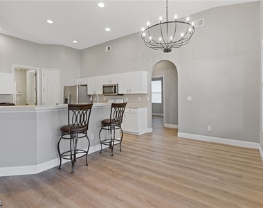 16905 Colony Lakes Boulevard - Photo Thumbnail 5