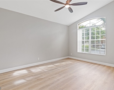 16905 Colony Lakes Boulevard - Photo Thumbnail 9