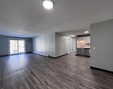 379 Huse - Photo Thumbnail 16