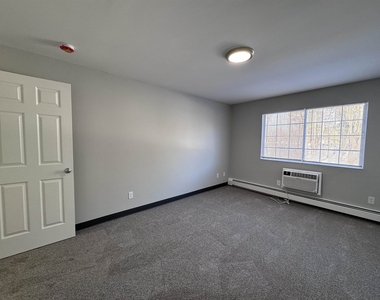 379 Huse - Photo Thumbnail 20