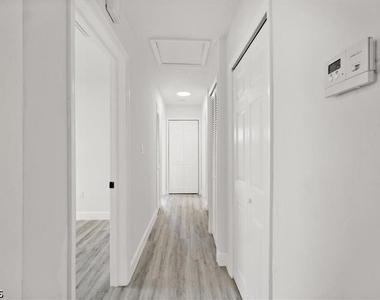 1644 Pawnee Street - Photo Thumbnail 2