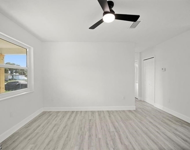 1644 Pawnee Street - Photo Thumbnail 6