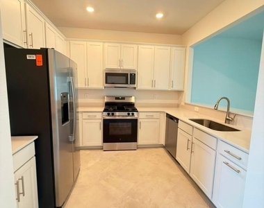 44292 Caraton Terrace - Photo Thumbnail 3