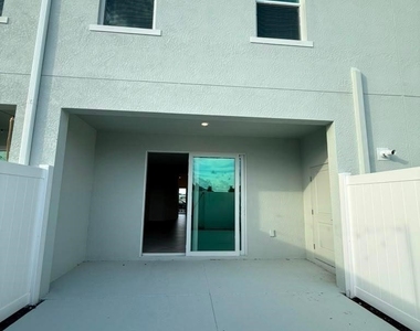 44292 Caraton Terrace - Photo Thumbnail 17