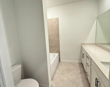 44292 Caraton Terrace - Photo Thumbnail 13