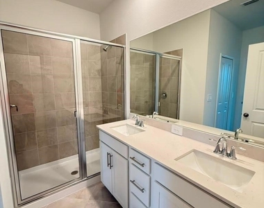 44292 Caraton Terrace - Photo Thumbnail 10