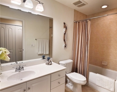 11041 Gulf Reflections Drive - Photo Thumbnail 14